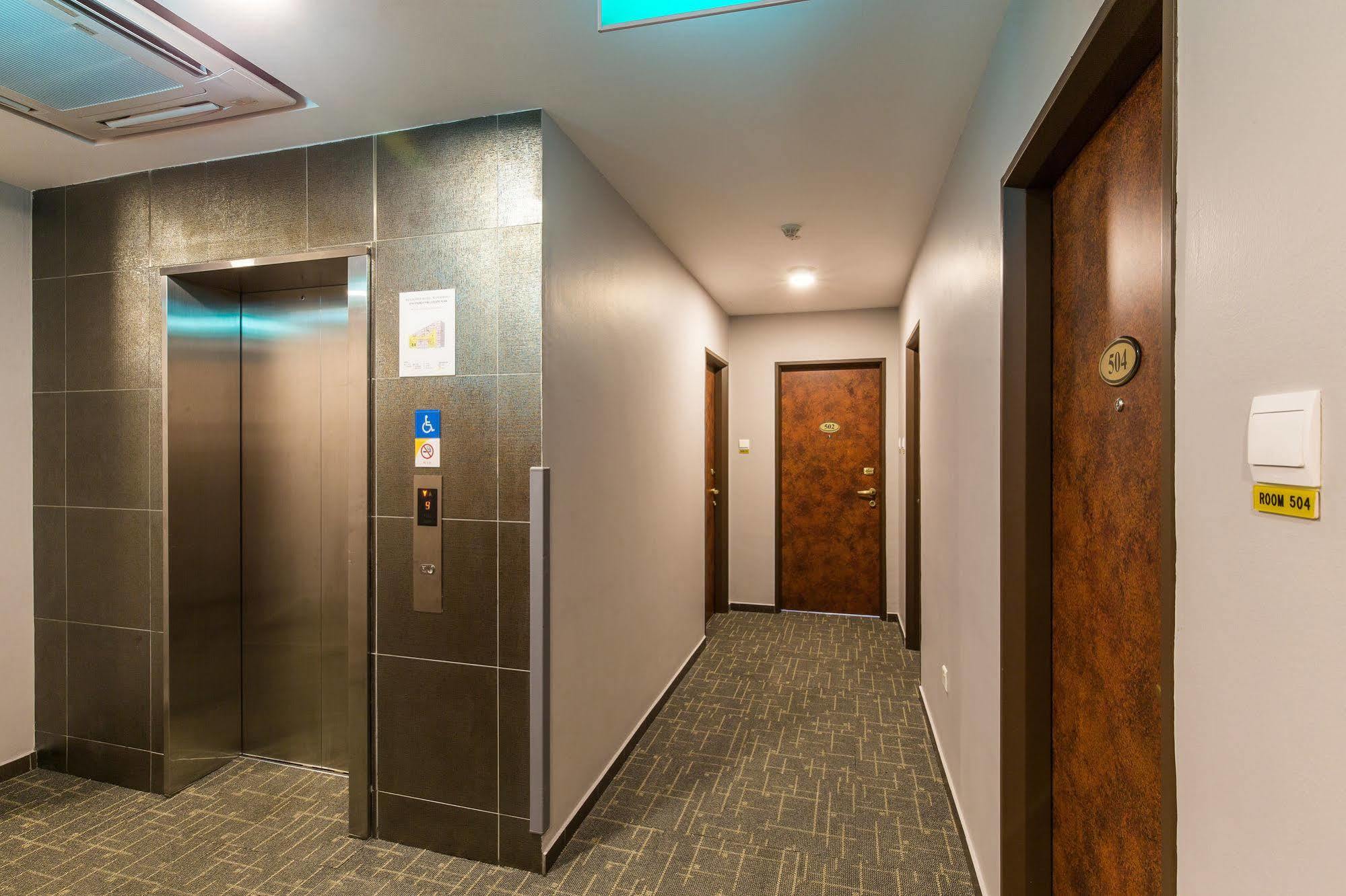 Ibis Budget Singapore West Coast Eksteriør bilde